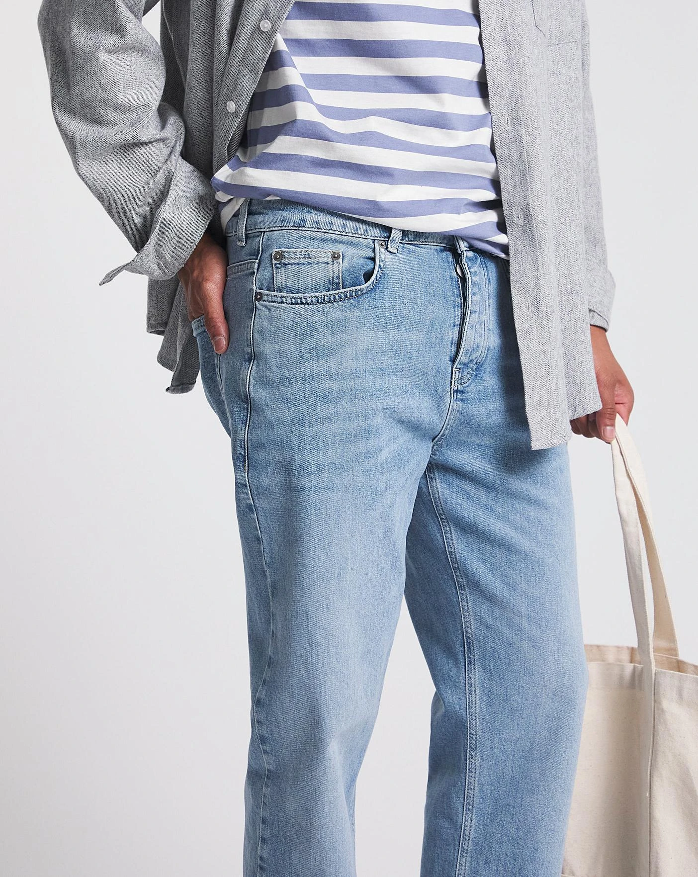 Premium Bleach Wash Loose Fit Jean| Bleach Wash 4 Premium Bleach Wash Loose Fit Jean| Bleach Wash - Image 4