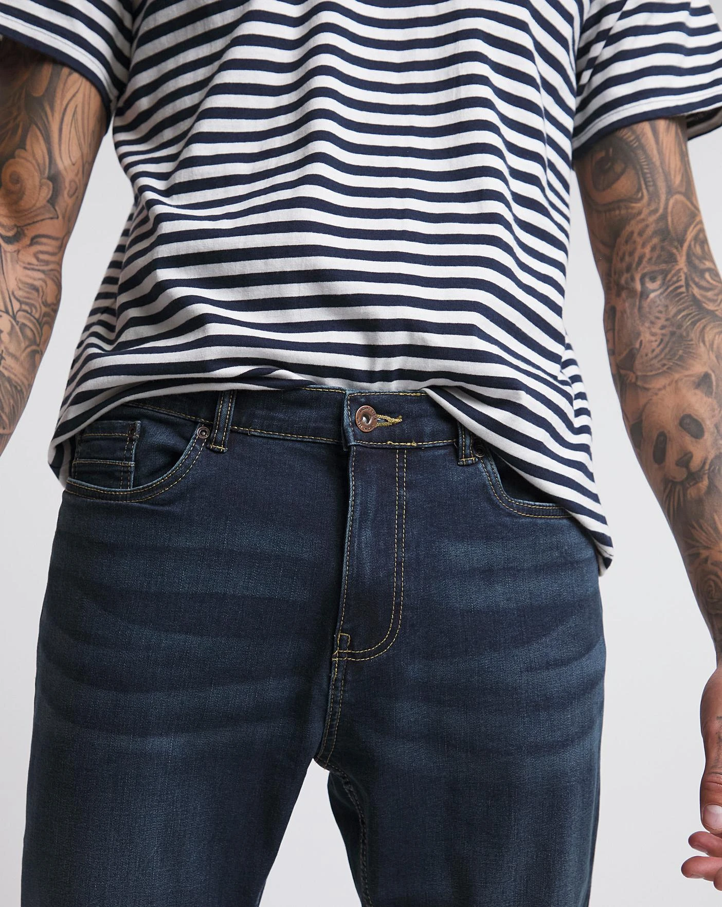 Darkwash Straight Fit Stretch Jeans| Dark Wash 2 Darkwash Straight Fit Stretch Jeans| Dark Wash - Image 2