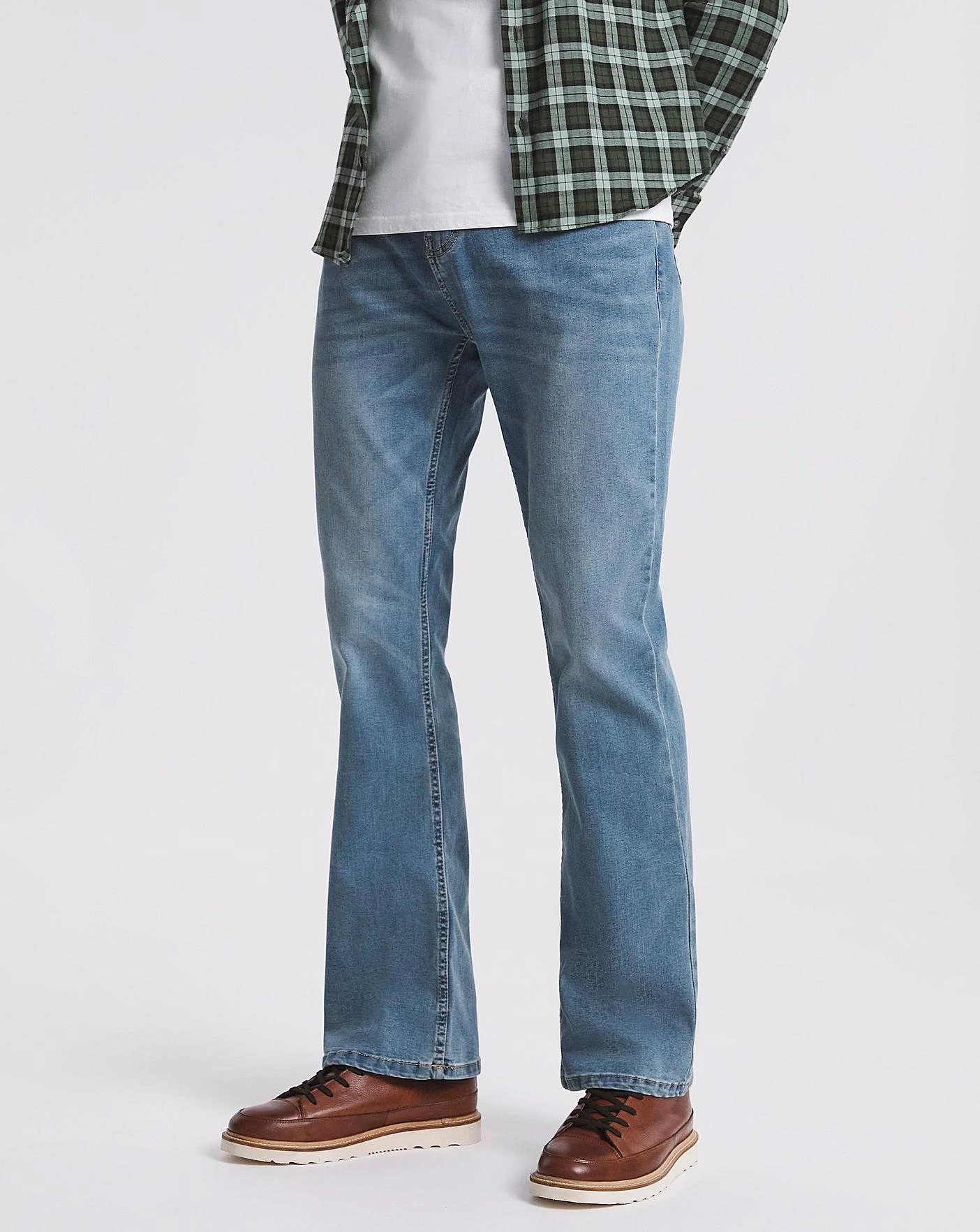 Light Stonewash Bootcut Fit Stretch Jeans| Light Stonewash 1 Light Stonewash Bootcut Fit Stretch Jeans| Light Stonewash