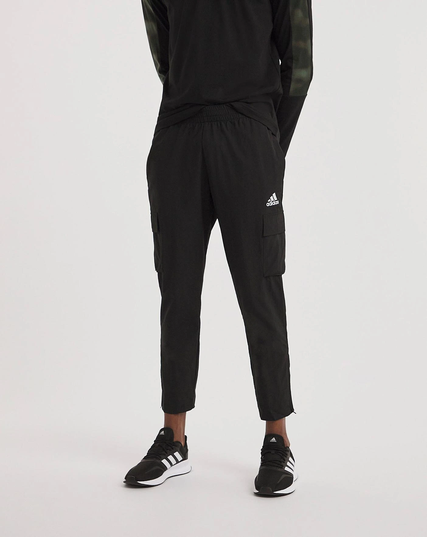 Adidas M Slim Cuffed 7/8 Trackpant| Black 4 Adidas M Slim Cuffed 7/8 Trackpant| Black - Image 4