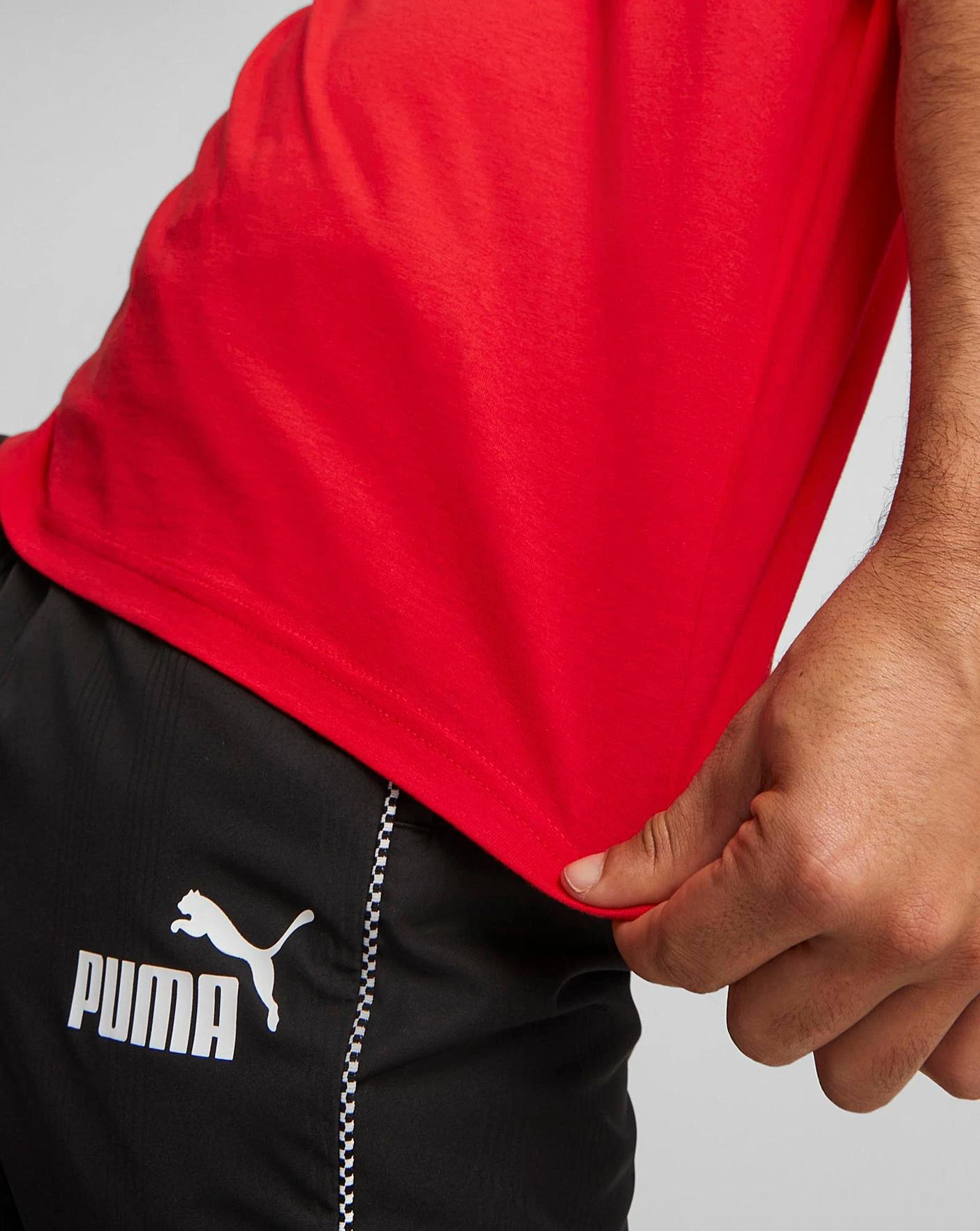 PUMA Ferrari Race Big Shield T Shirt| Red 4 PUMA Ferrari Race Big Shield T Shirt| Red - Image 4