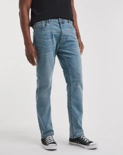 Light Stonewash Straight Fit Stretch Jeans| Light Stonewash