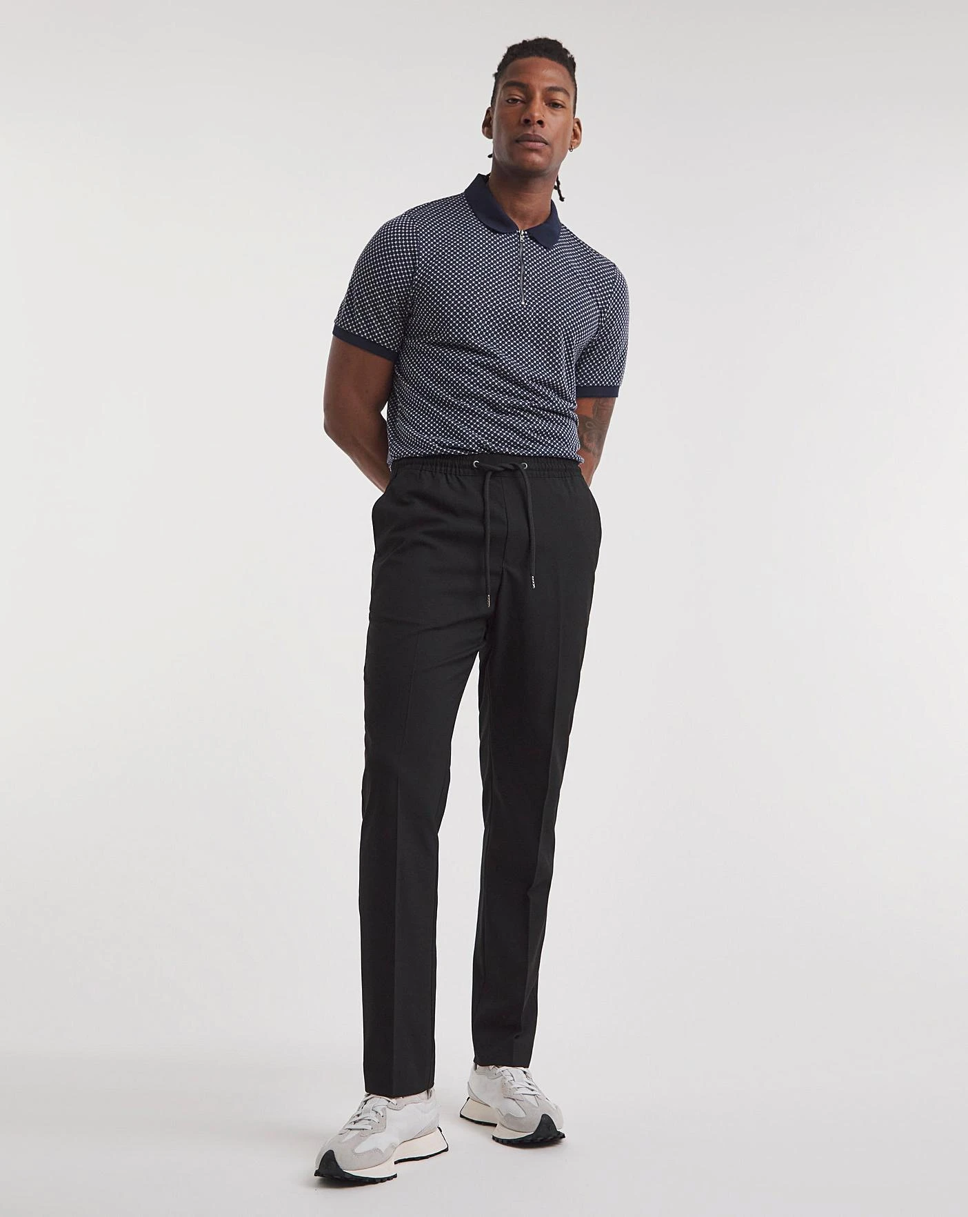 Black Elasticated Jogger Trouser| Black 1 Black Elasticated Jogger Trouser| Black