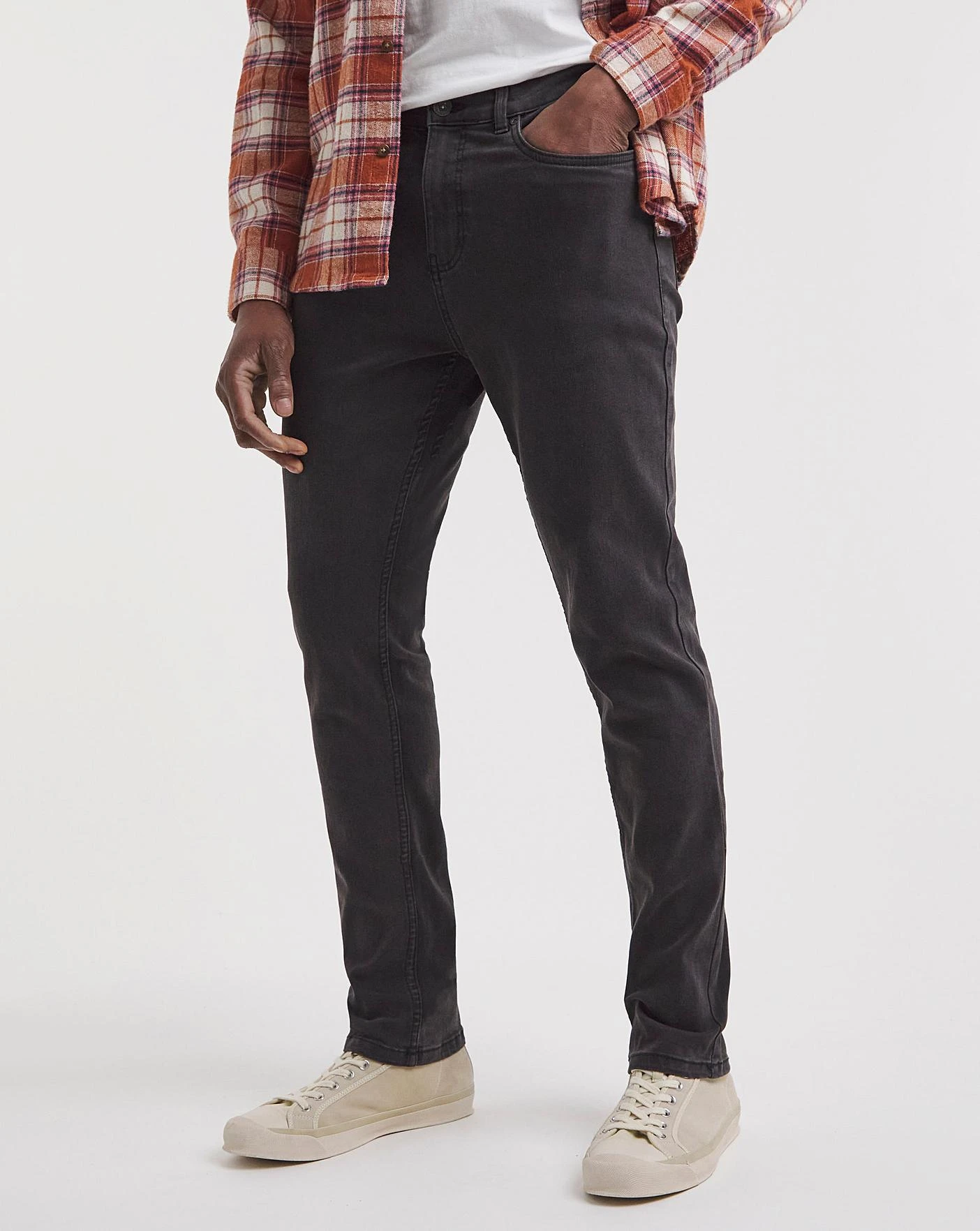 Blackwash Slim Fit Stretch Jeans| Blackwash 1 Blackwash Slim Fit Stretch Jeans| Blackwash
