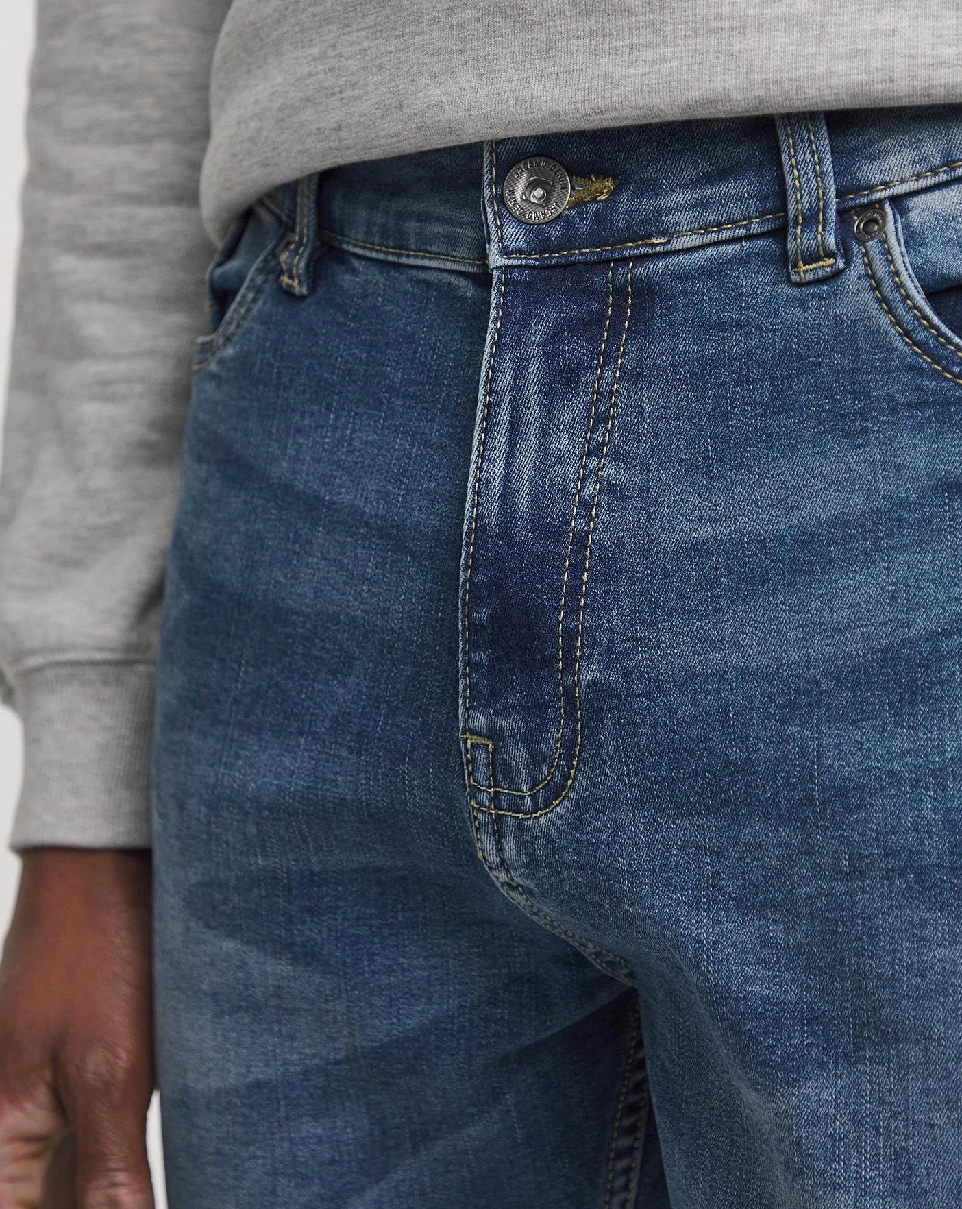 Stonewash Slim Fit Stretch Jeans| Stonewash 2 Stonewash Slim Fit Stretch Jeans| Stonewash - Image 2