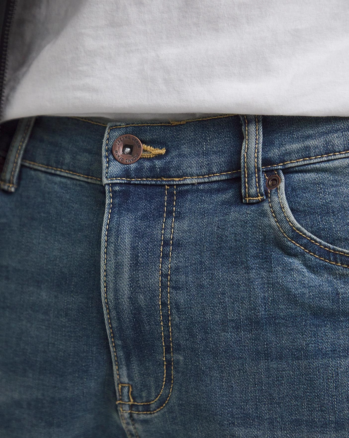 Tint Wash Loose Fit Stretch Jeans| Tint Wash 2 Tint Wash Loose Fit Stretch Jeans| Tint Wash - Image 2