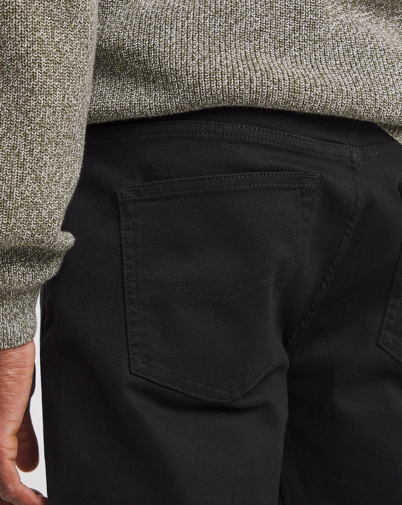 True Black Loose Fit Jean| Black 4 True Black Loose Fit Jean| Black - Image 4